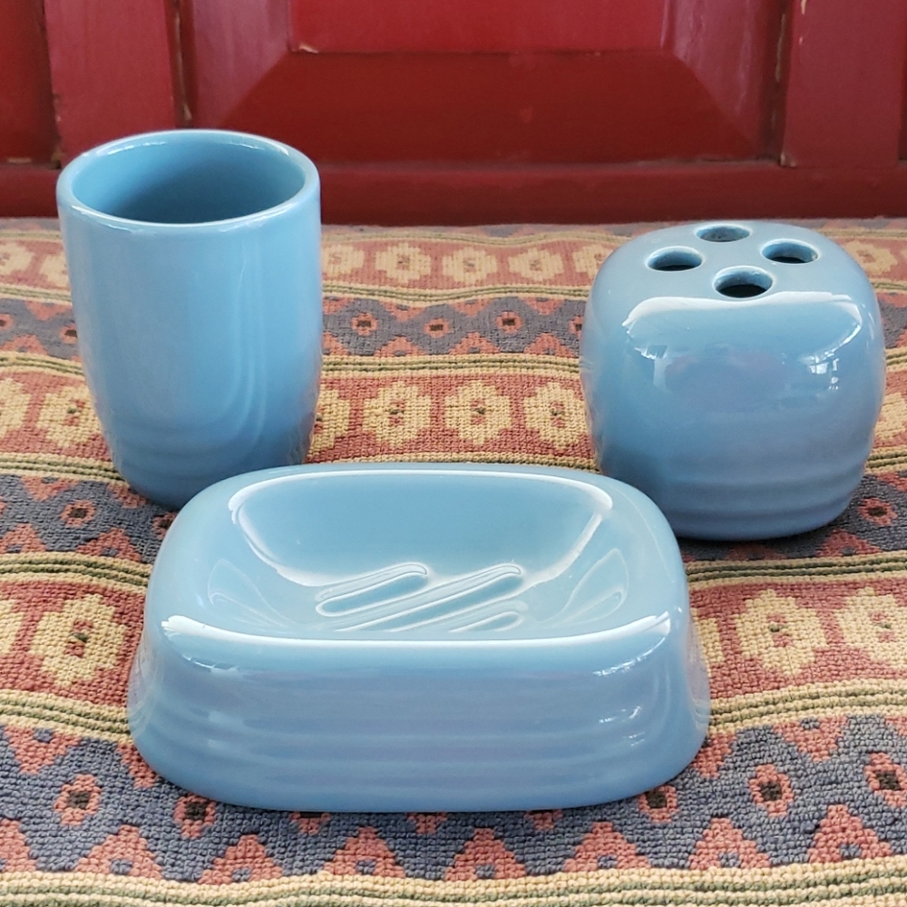 Blue Toothbrush Holder. Dish Soap Dish. Ceramic